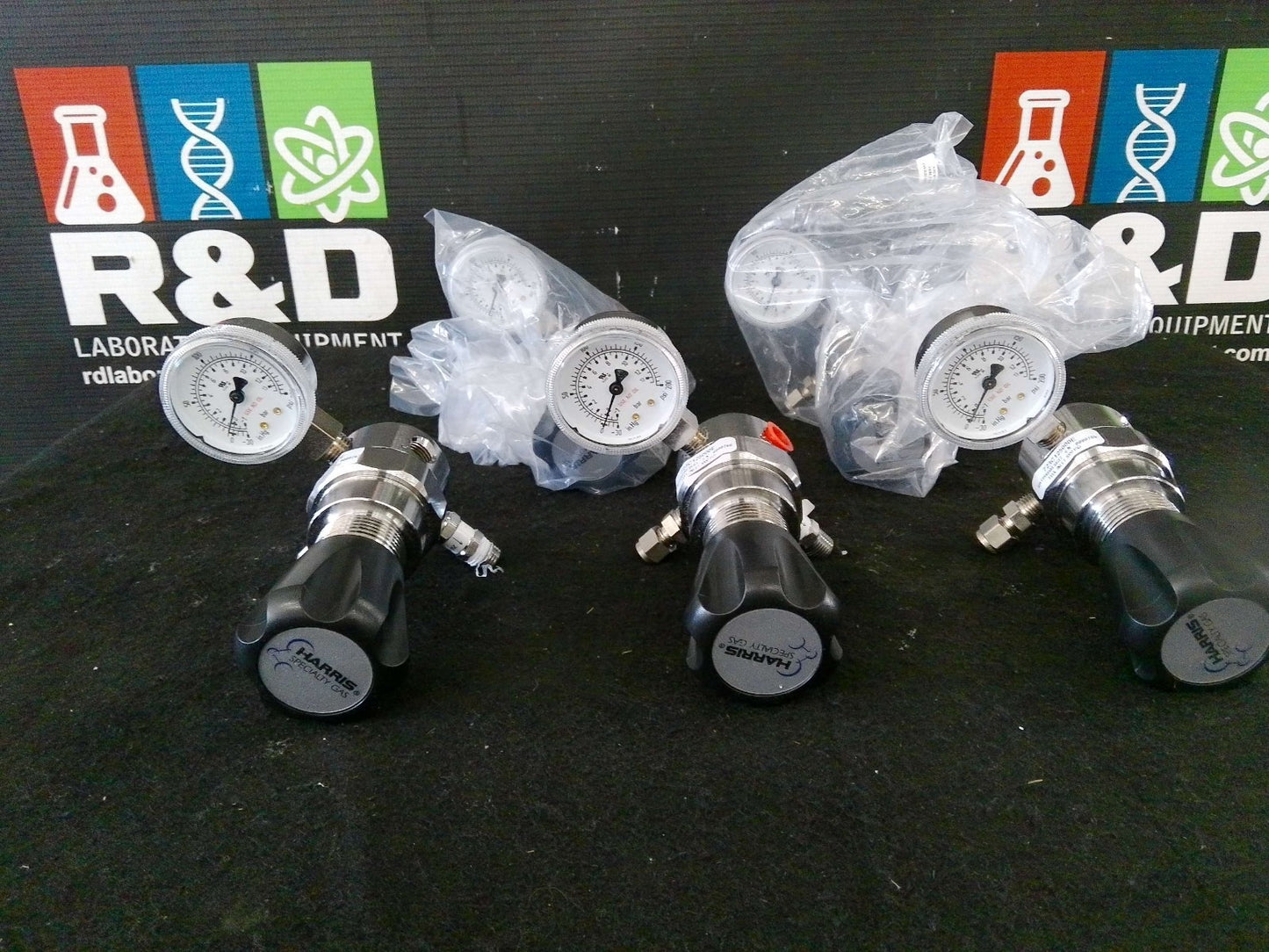 Harris 723C-125-000-E Ultra High Purity Brass Barstock Regulator (Lot of 5)