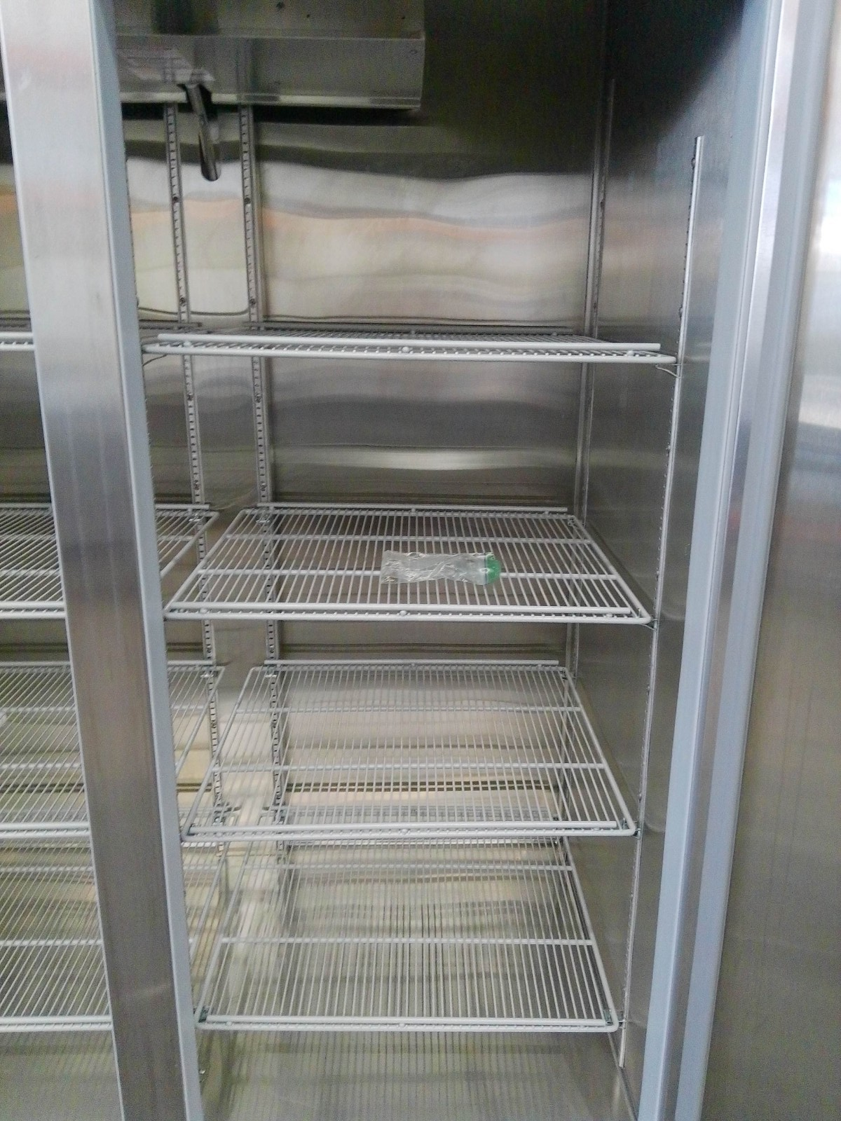 FisherBrand FBG49RSSA Isotemp Double Door Laboratory +4C Refrigerator 49Cf