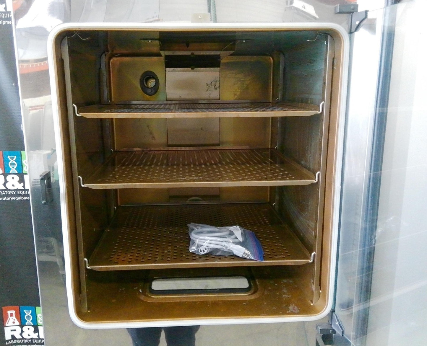 Thermo HERAcell Vios 250i CR Double Stack Copper Lined CO2 Incubators (2021)