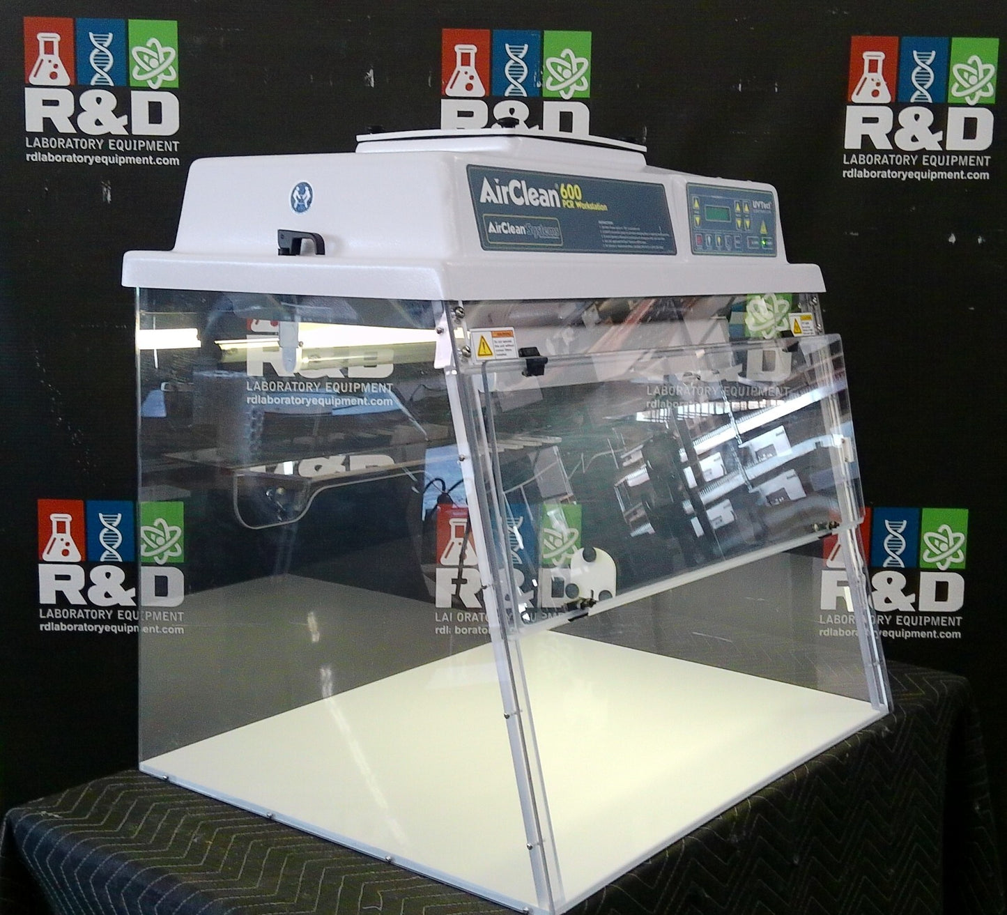 AirClean Systems PCR 3ft Laminar Flow Workstation w/HEPA & Blower, FULLY TESTED