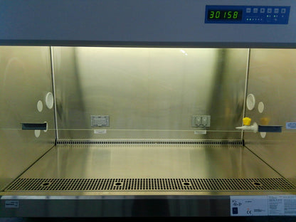 Thermo Scientific 4ft 1375 A2 Biosafety/Biological Safety Cabinet w/UV +Warranty