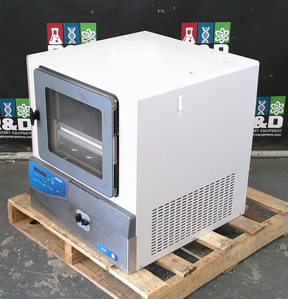 Labconco Freezone 7400040 Triad Lyophilizer Freeze Dryer System 230v