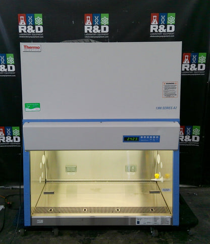 Thermo Scientific 4ft 1305  A2 Biosafety Cabinet w/UV & Stand FULLY TESTED