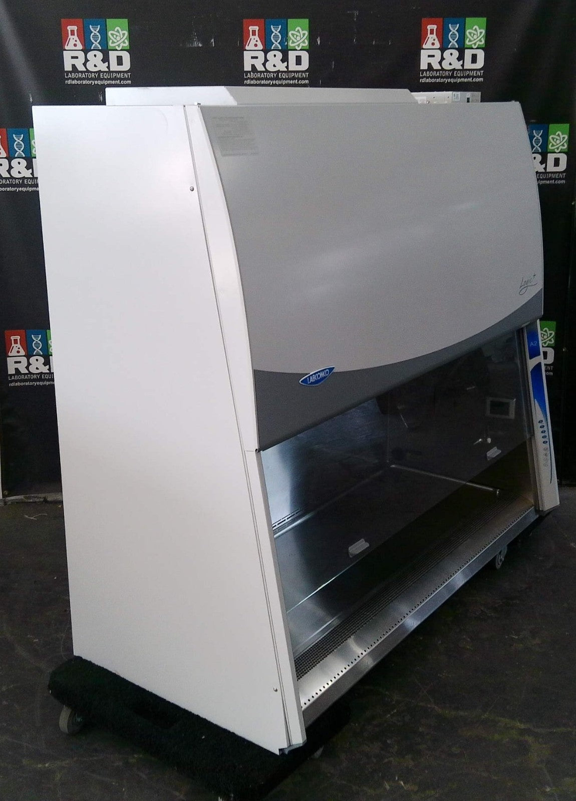 Labconco 5ft 302511101 Logic+ A2 Biosafety Cabinet w/ UV & Stand (2020)