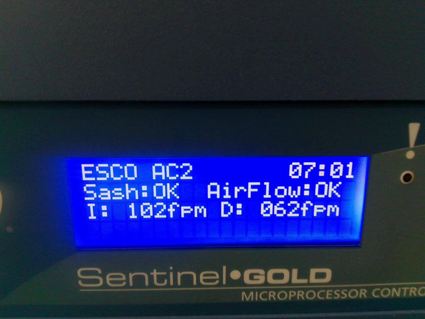 Esco 4ft AC2-4S9 (2022) A2 Biosafety Cabinet w/Stand & UV, FULLY TESTED