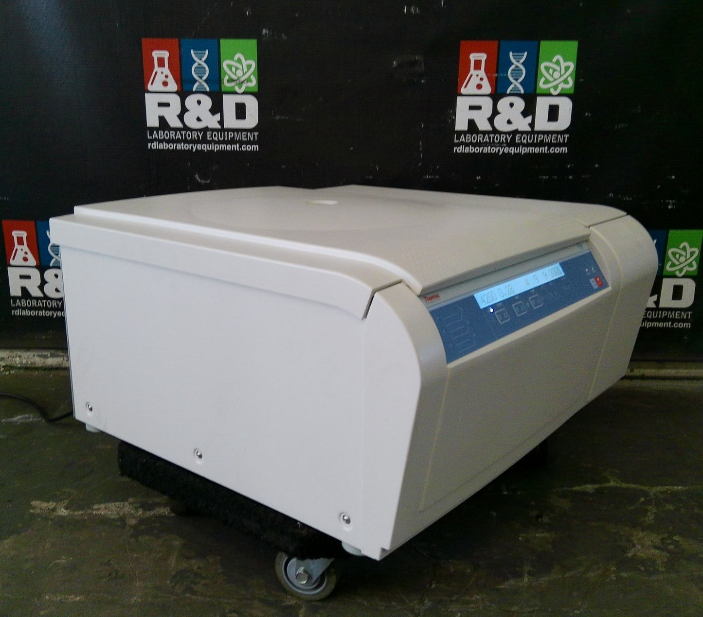 Thermo Sorvall ST 40R Refrigerated Benchtop Centrifuge w/Rotor, Buckets, Inserts