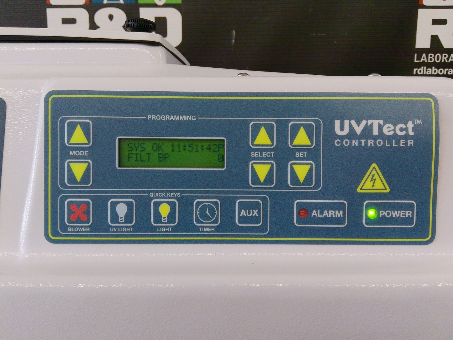 AirClean Systems PCR 3ft Laminar Flow Workstation w/HEPA & Blower, FULLY TESTED