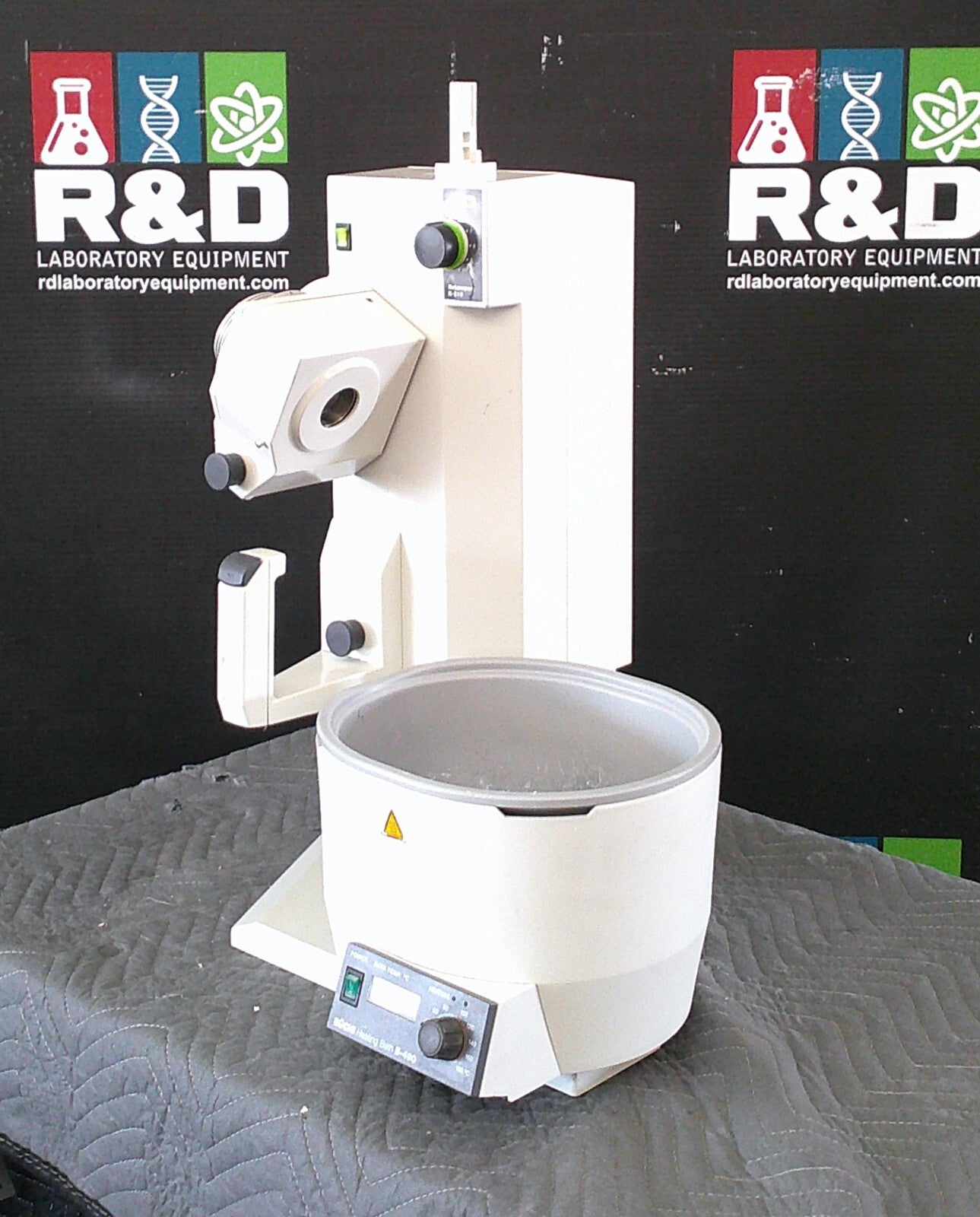 Buchi R-210 Rotovapor Rotary Evaporator w/ B-490 Heating Bath