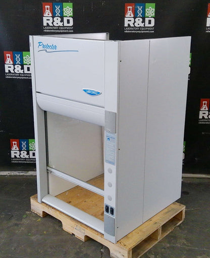Labconco 30" Chemical Laboratory Fume Hood (Yr 2020) Protector 3030002