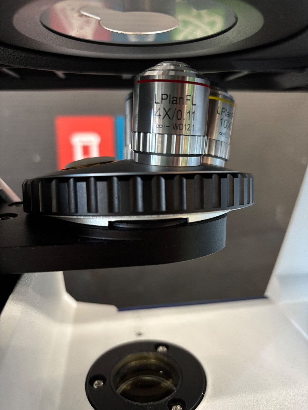 Fisherbrand Inverted Research Microscope, With 3 Objectives, Looks & Works Great