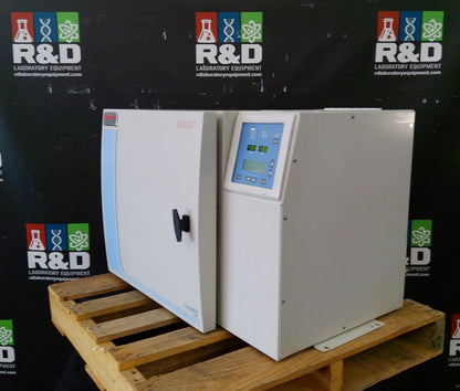 Thermo Scientific 7450 CryoMed Controlled Rate Freezer 17L (2011)