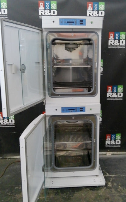 Thermo Scientific Steri Cycle 370 CO2 Double Stack Incubator