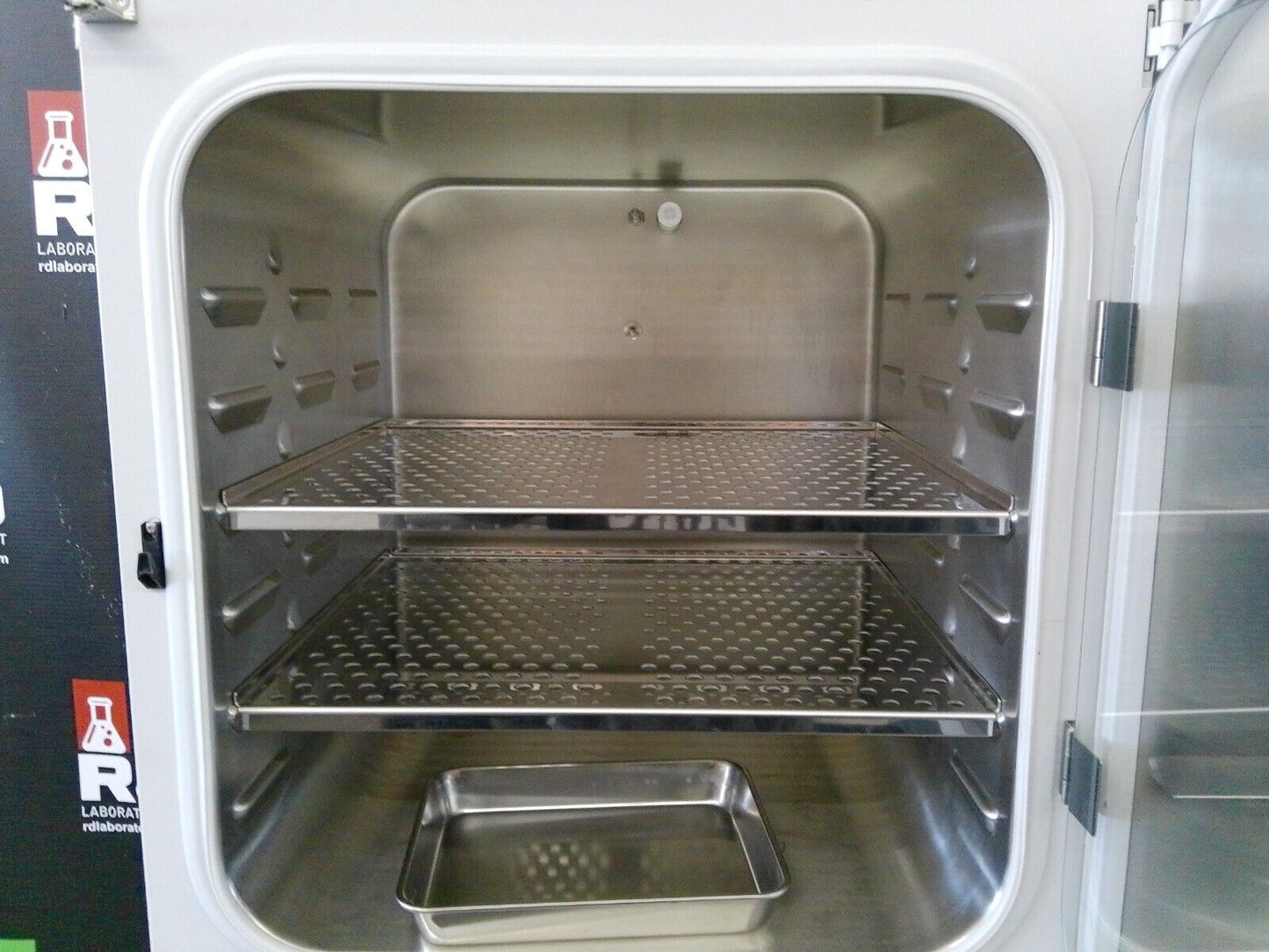 Binder CB-S 170 9040-0190 Double Stack CO2 Incubator w/ Casters 120v