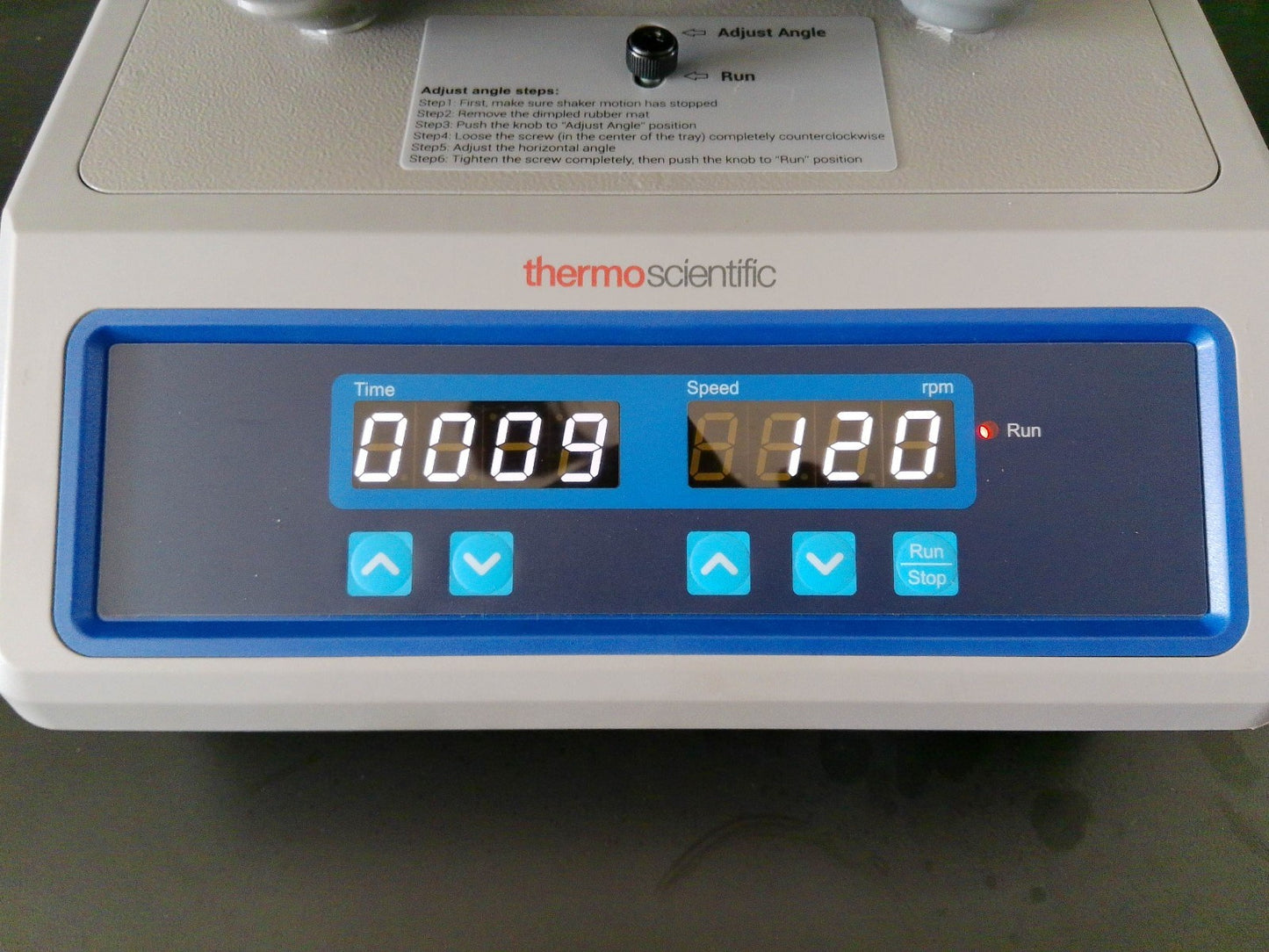 Thermo Scientific 88882003 Digital Waving Rotator