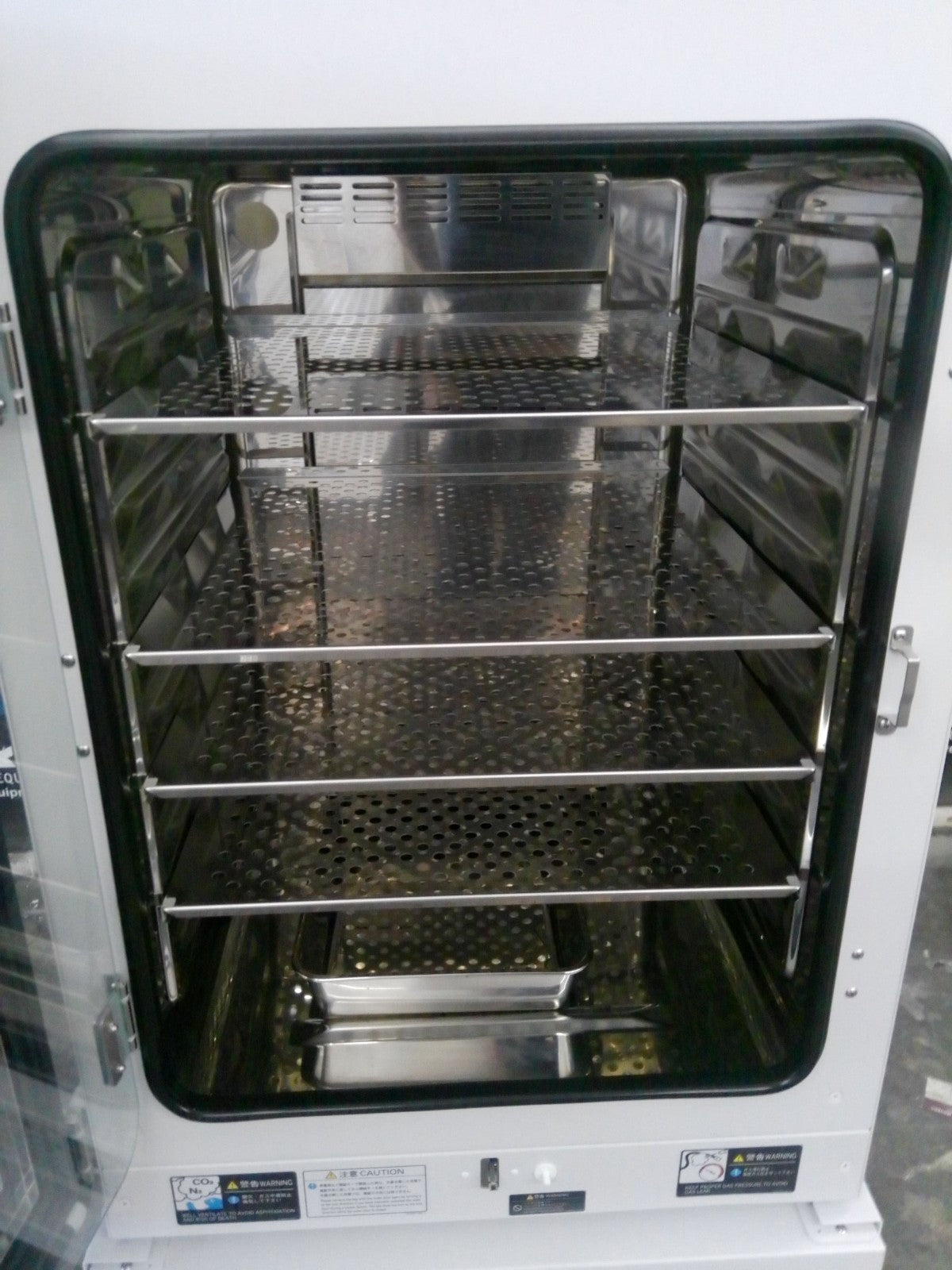 PHCbi MCO-0170AICUVHL-PA Double Stack CO2 Incubators TESTED & CALIBRATED