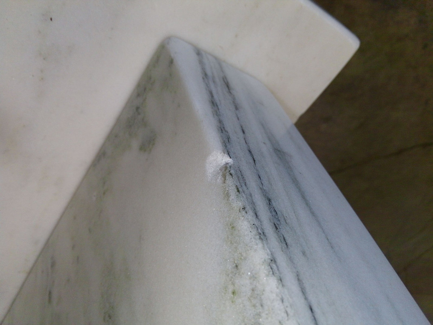 Gawet Vermont Marble Balance AntiVibration Table 35"X 24"
