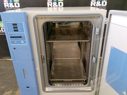 Thermo Scientific 3307 Steri-Cult CO2 Incubator 8.2Cf 120v