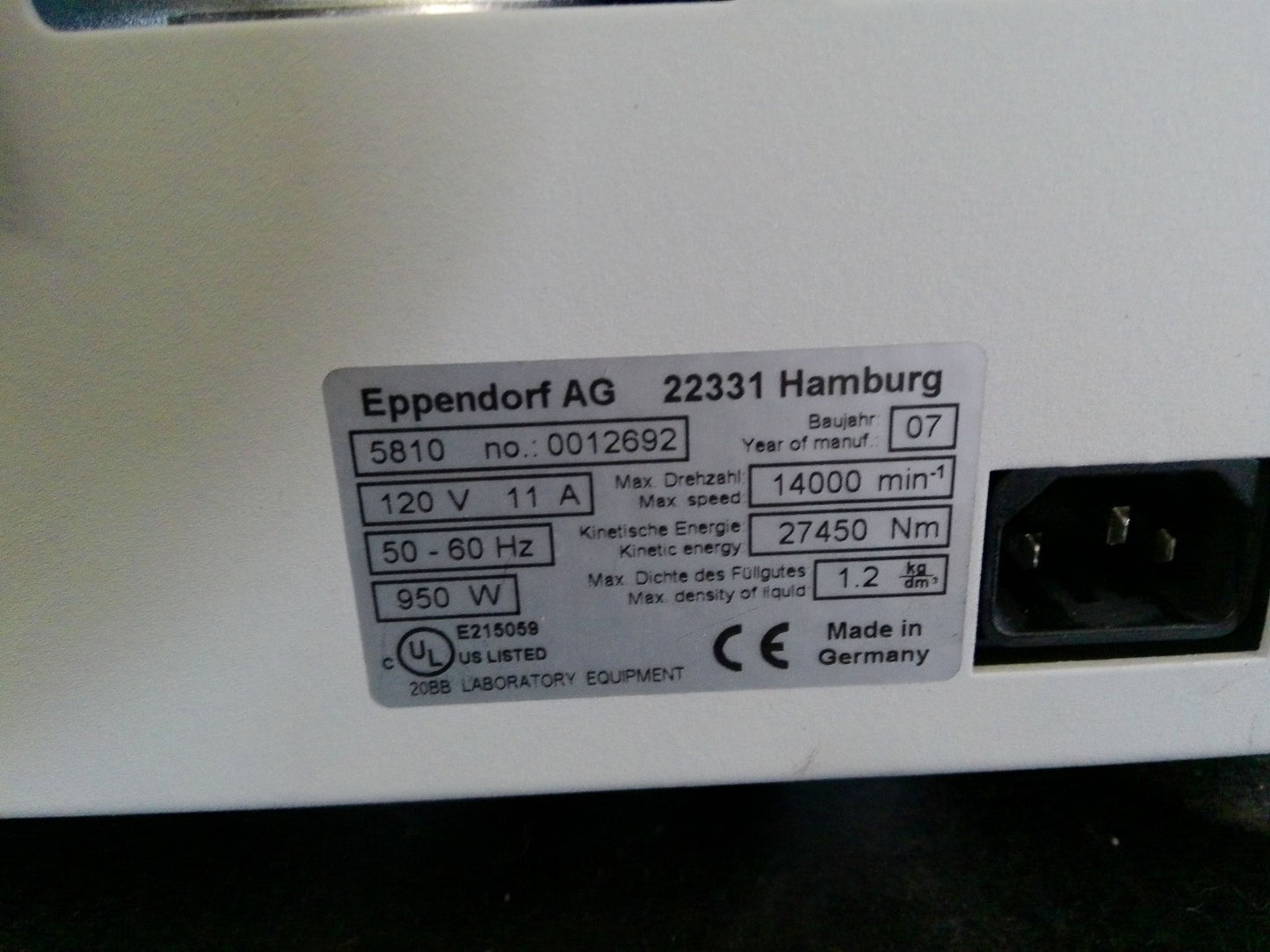 Eppendorf 5810 Benchtop Centrifuge w/ Rotor (A-4-81) No Buckets or Inserts