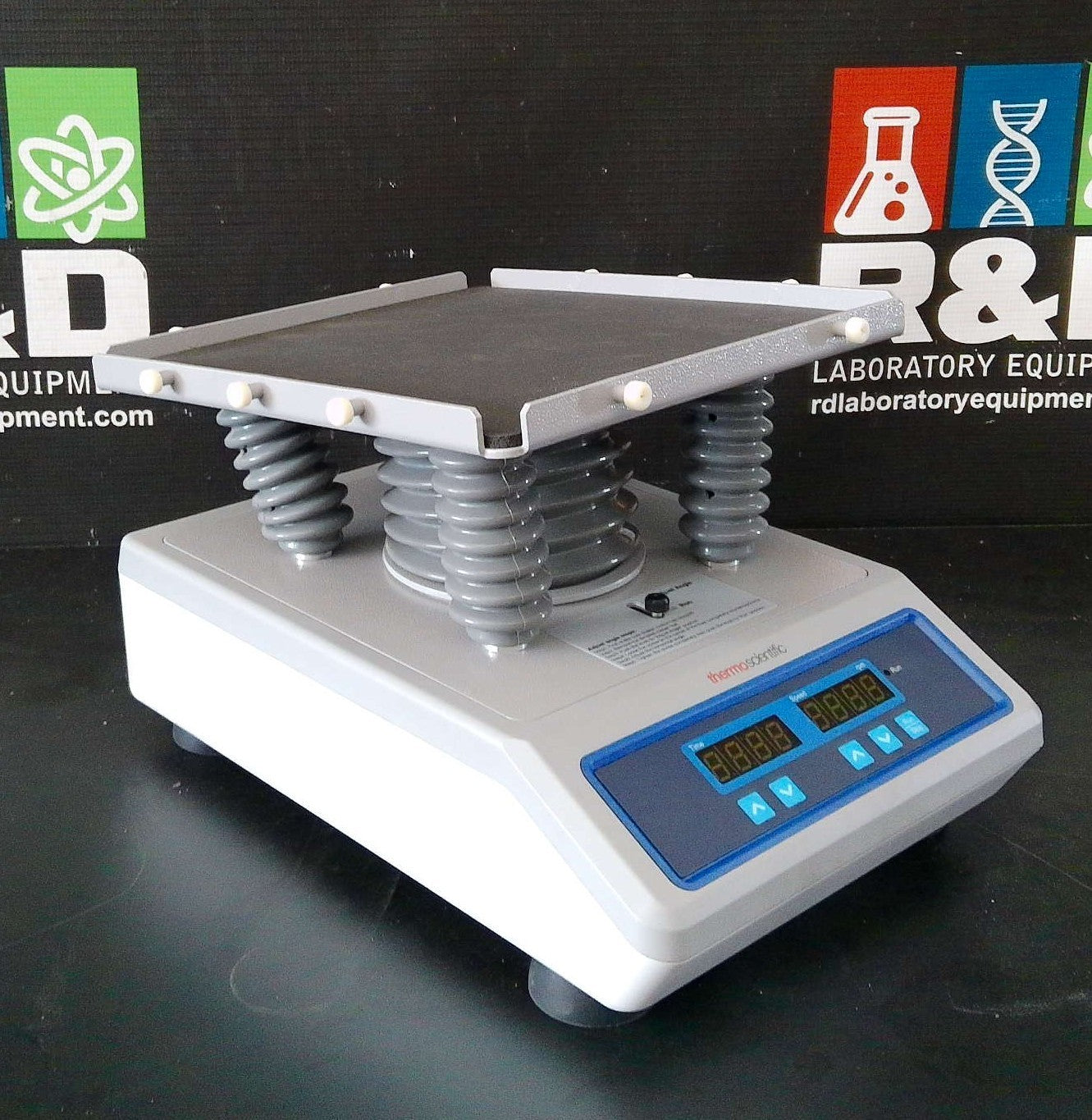 Thermo Scientific 88882003 Digital Waving Rotator
