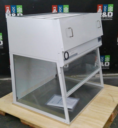 Fisherbrand/Labconco 3ft 3560002 HEPA PCR Workstation Laminar Flow w/UV Lighting