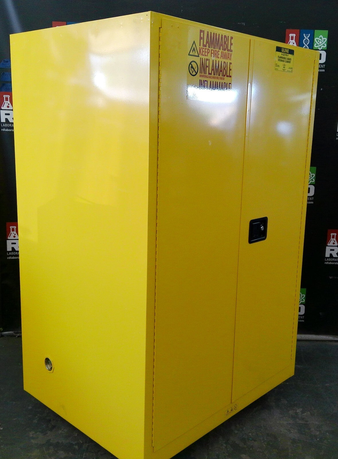 Uline H-2219S-Y Flammable Storage Cabinet Self Closing Doors 90 Gal