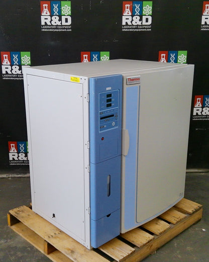 Thermo Scientific 3307 Steri-Cult CO2 Incubator 8.2Cf 120v