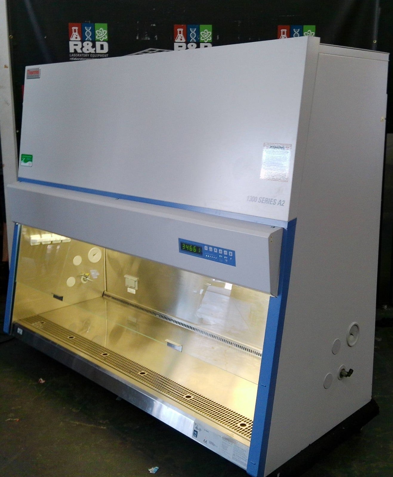 Thermo Scientific 6ft 1377 A2 Biosafety/Biological Safety Cabinet w/UV +Warranty