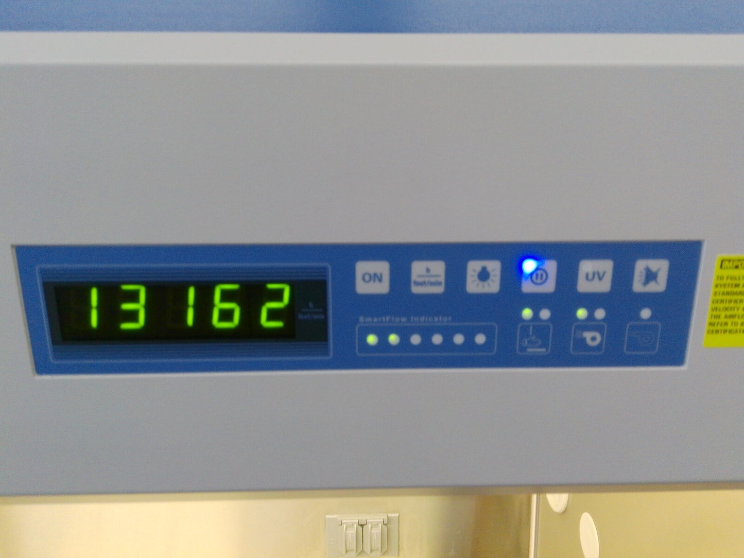 Thermo Scientific 6ft 1377  A2 Biosafety Cabinet w/UV & Stand FULLY TESTED