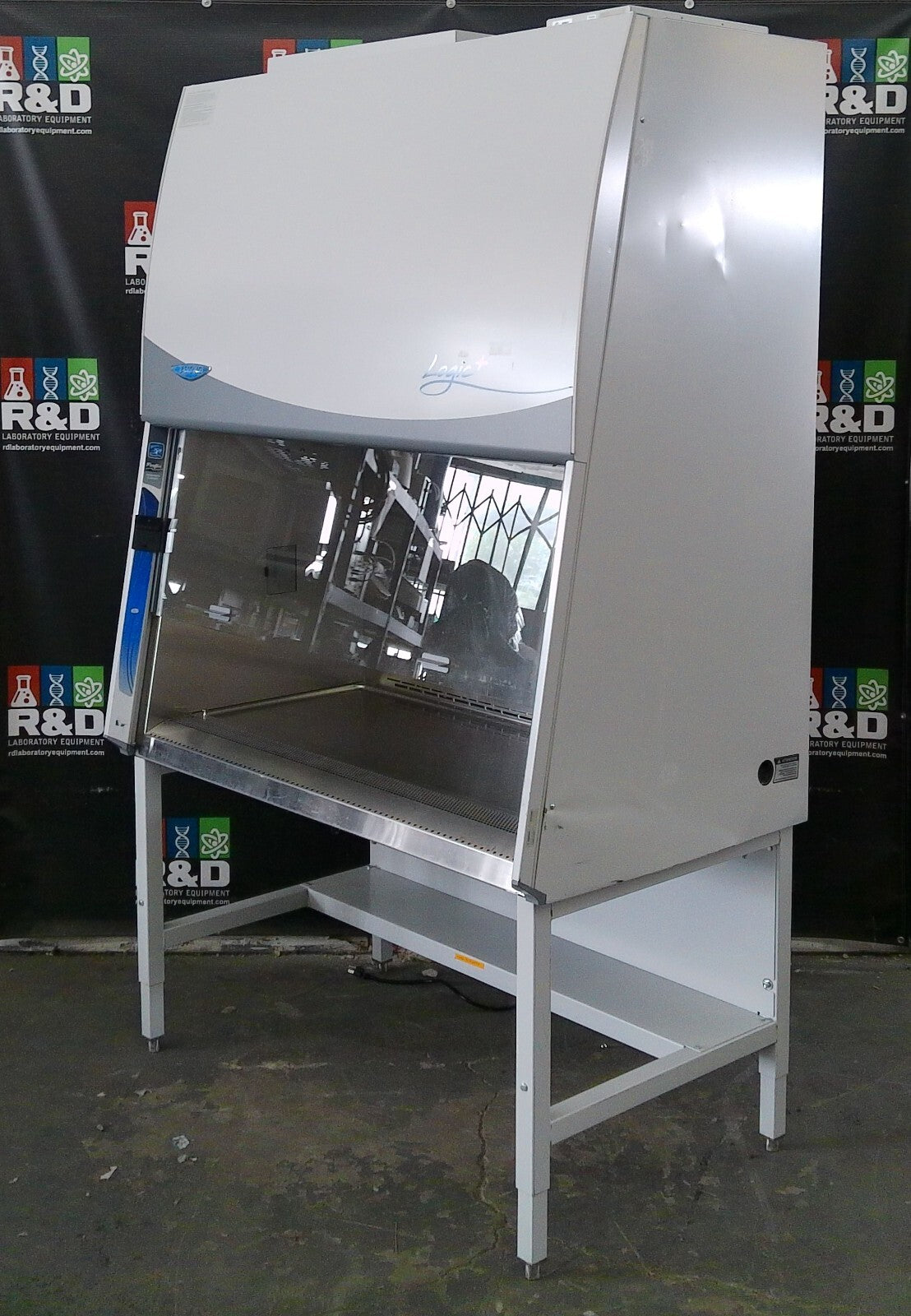 Labconco 4ft 302419100 Logic+ A2 Biosafety Cabinet w/Stand & UV  FULLY TESTED