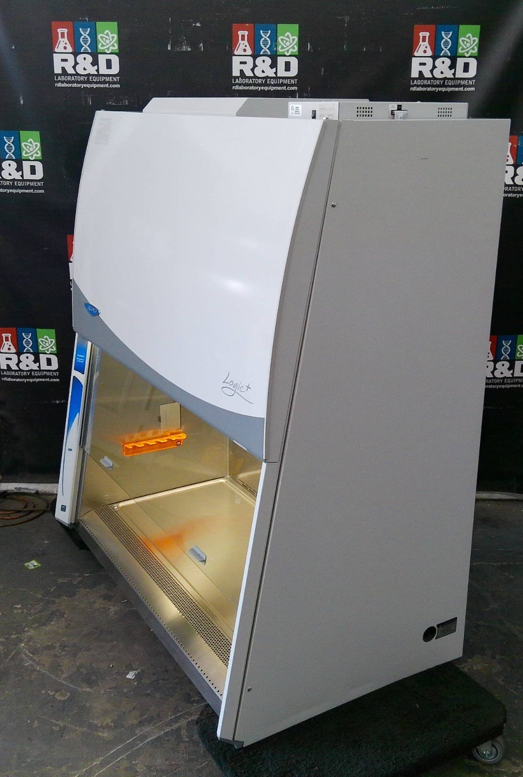 Labconco 4ft Logic+ A2 Biosafety/Biological Safety Cabinet w/Stand & UV+Warranty