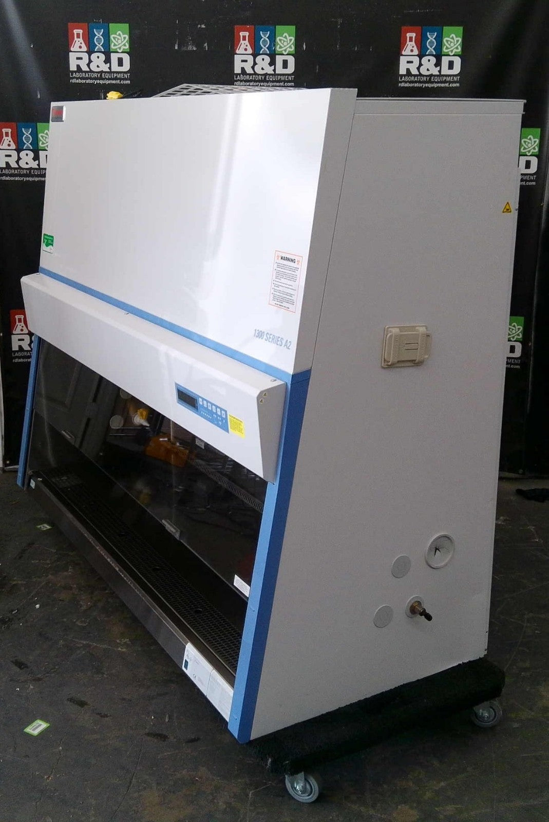 Thermo Scientific 6ft 1377 A2 Biosafety/Biological Safety Cabinet w/UV +Warranty