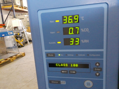 Thermo Scientific 3307 Steri-Cult CO2 Incubator 8.2Cf 120v
