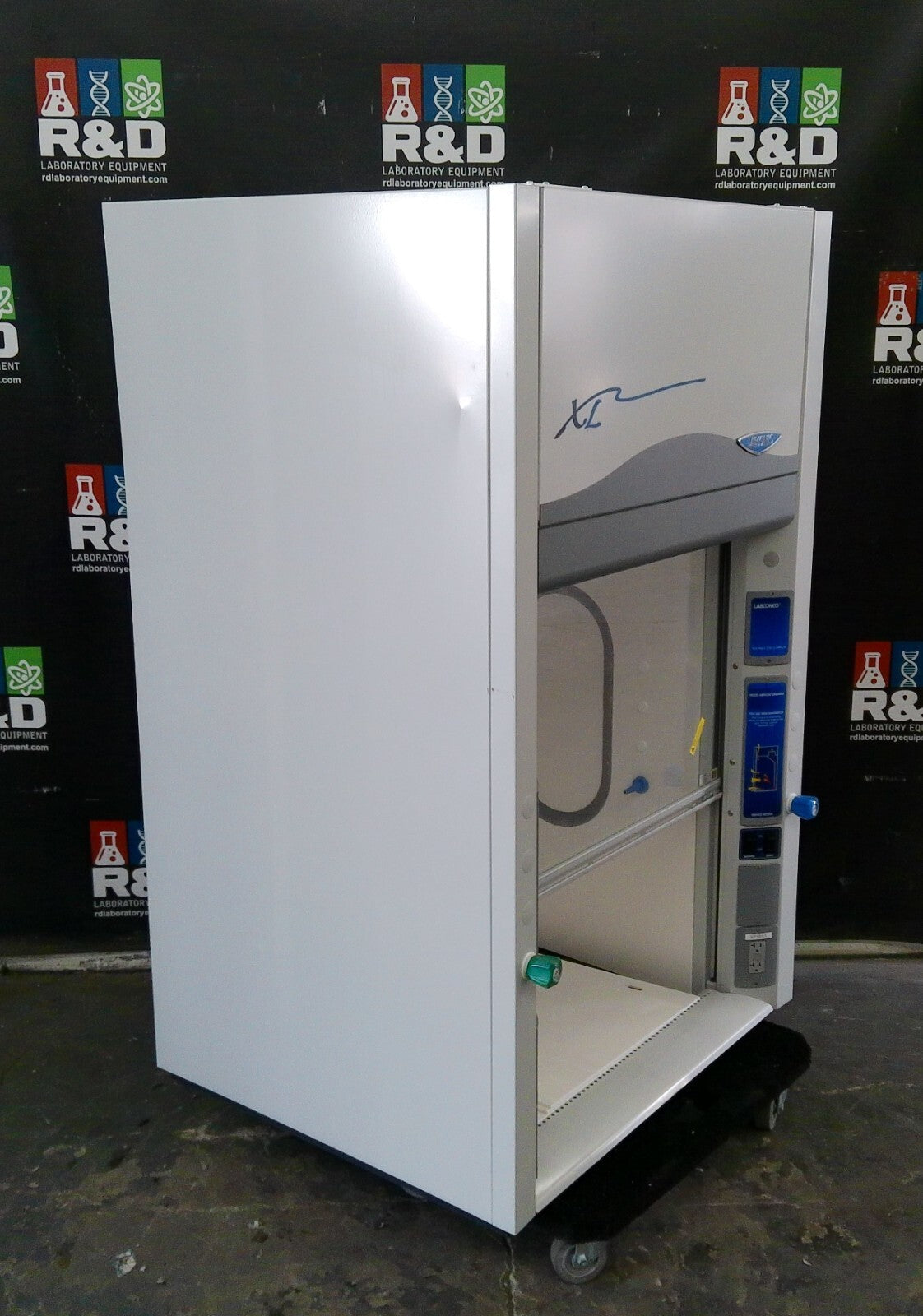 Labconco 3ft Fume Hood XL Protector with Work Surface & Alarm, 2022 NEW OPEN BOX