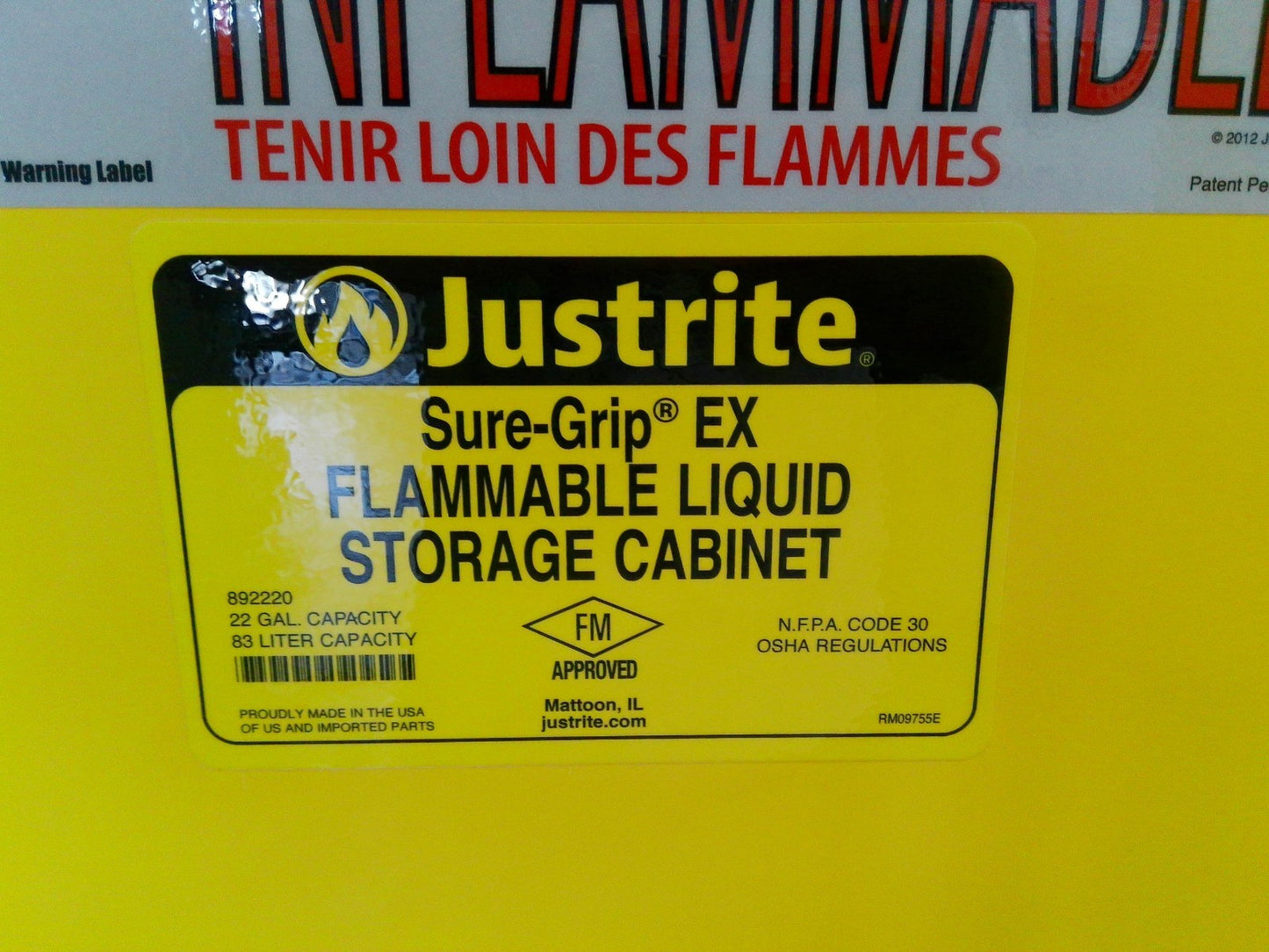 Justrite 892220 Flammable Storage Cabinet Self Closing Doors 22 Gal