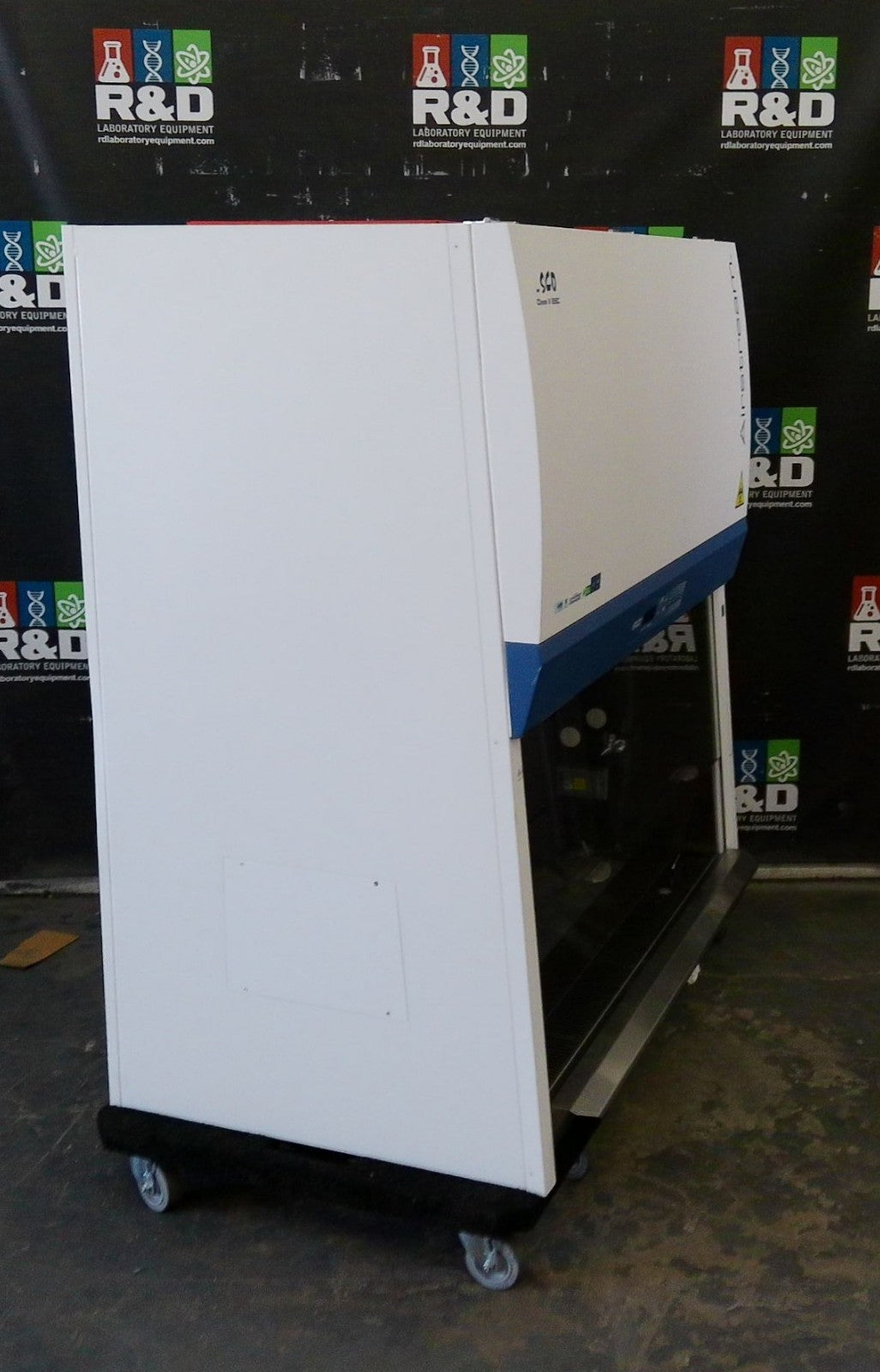 Esco 4ft AC2-4S9-NS A2 Biosafety/Biological Safety Cabinet w/Stand & UV+Warranty