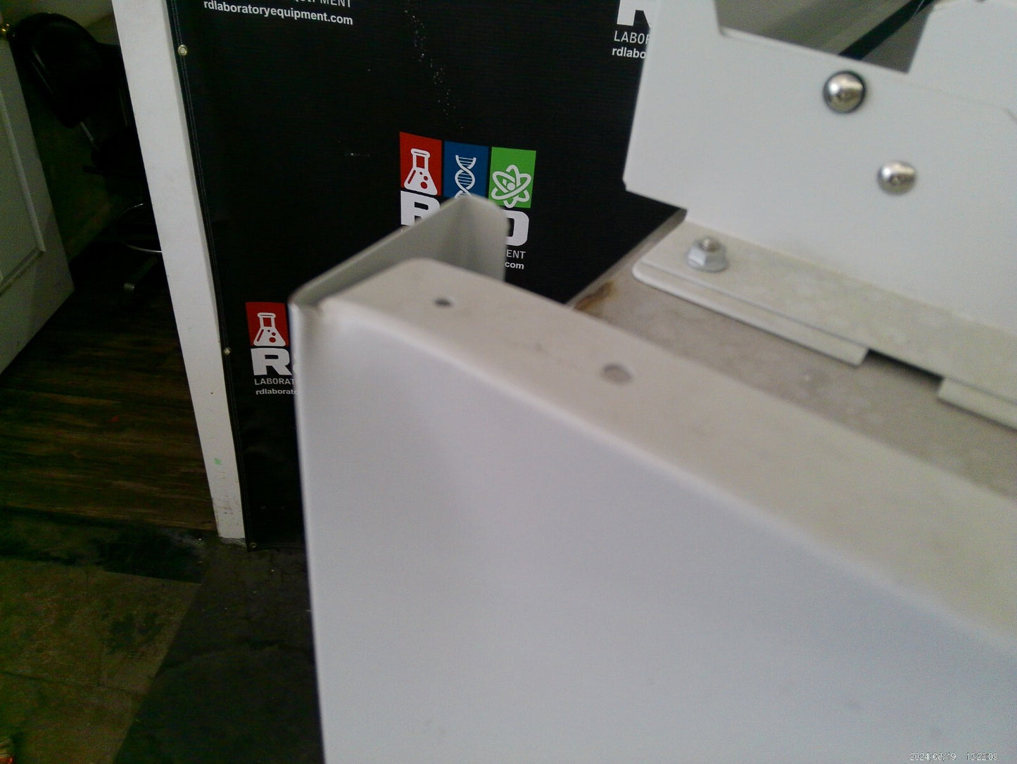 Labconco 4ft Logic+ A2 Biosafety/Biological Safety Cabinet w/Stand & UV+Warranty