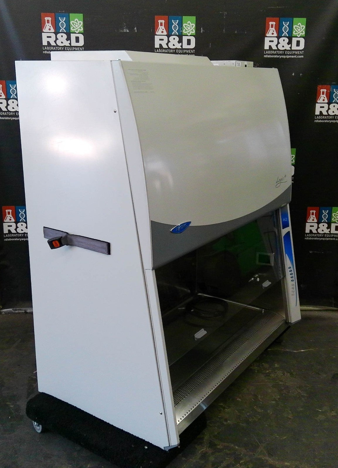 Labconco 4ft 302419101 Logic+ A2 Biosafety Cabinet w/Stand & UV FULLY TESTED