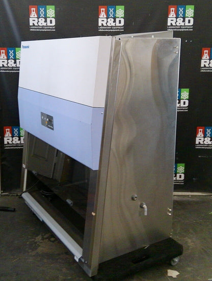 Panasonic 4ft MHE-N400A2-PA A2 Biosafety Cabinet w/Stand & UV FULLY TESTED