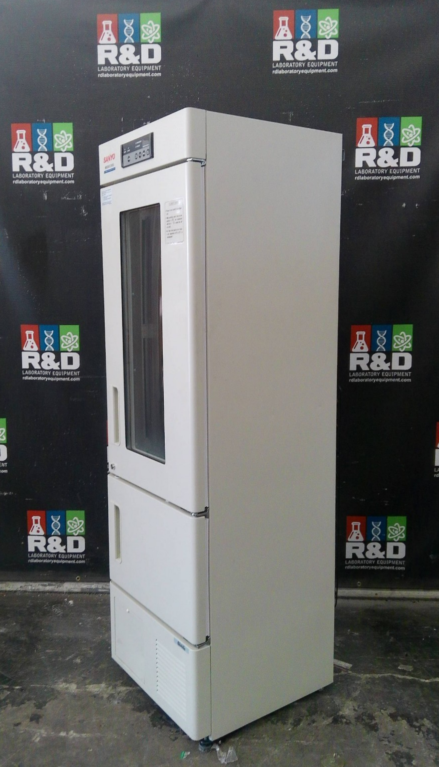 Sanyo MPR-215F Laboratory Refrigerator / Freezer Combo  7.6Cf