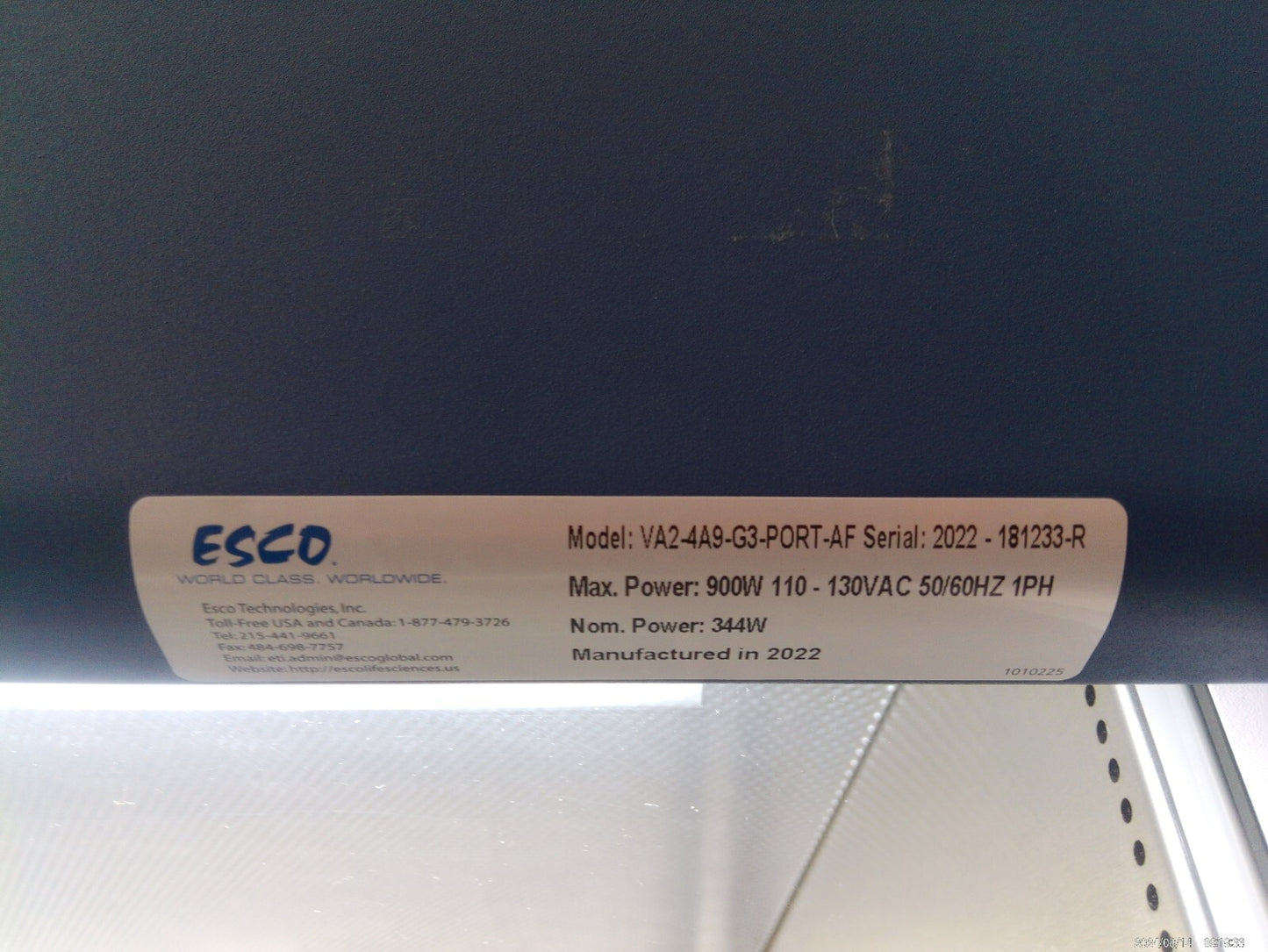 Esco 4ft VA2-4A9-G3 Animal Handling Biosafety Cabinet w/Stand & UV (2022)