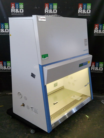 Thermo Scientific 4ft 1385  A2 Biosafety Cabinet w/UV & Stand (2019)FULLY TESTED