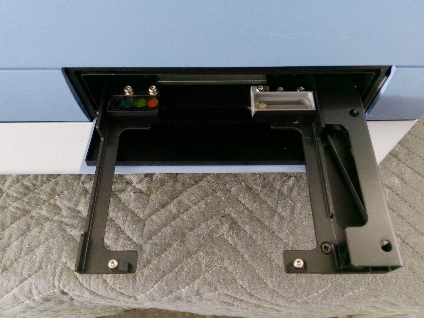Thermo Scientific 5210581 Fluoroskan Ascent Type 374 Microplate Reader