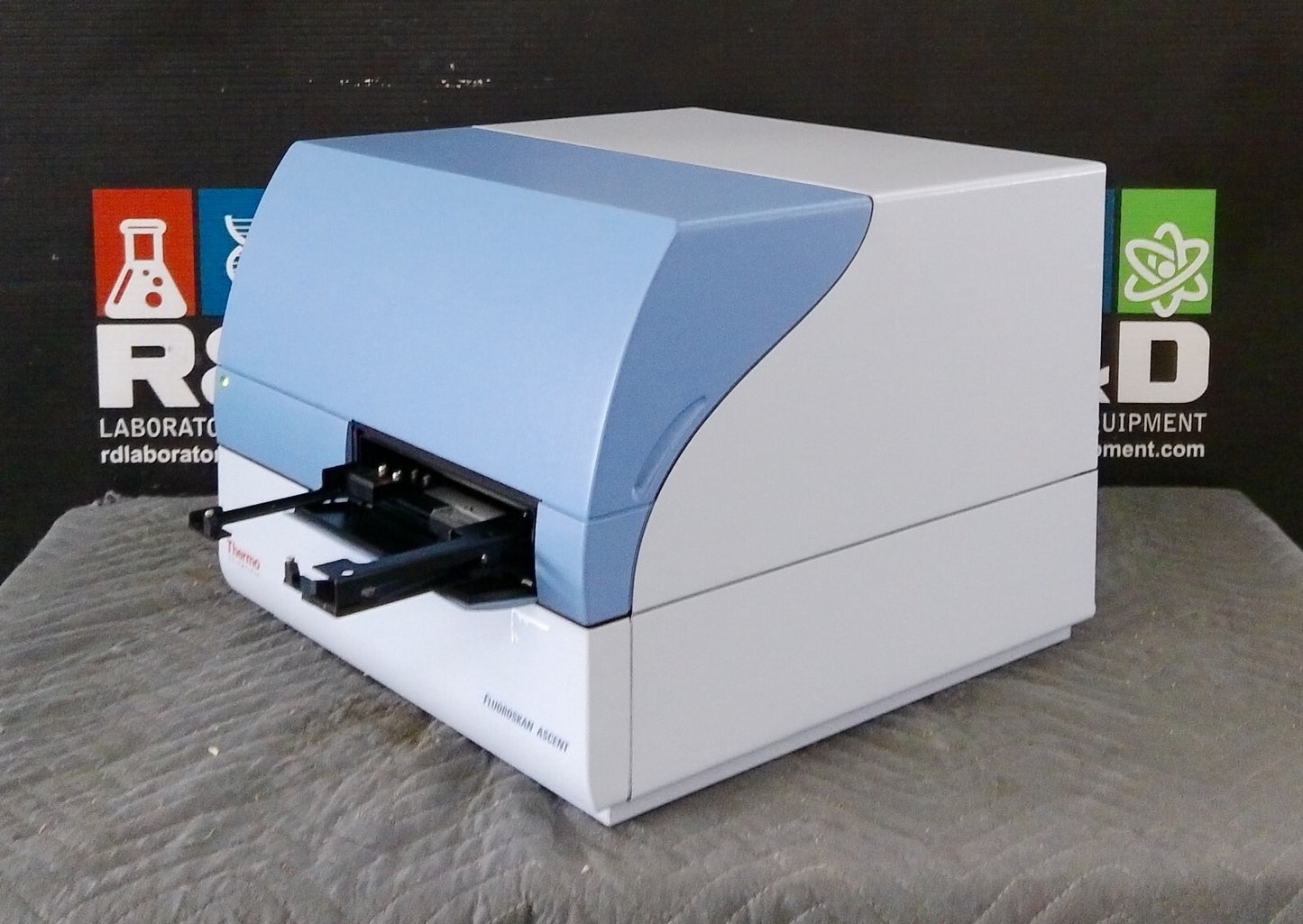Thermo Scientific 5210581 Fluoroskan Ascent Type 374 Microplate Reader