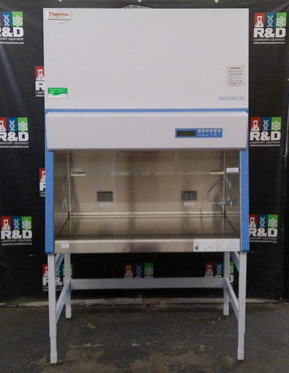 Thermo Scientific 4ft 1375 A2 Biosafety/Biological Safety Cabinet w/UV +Warranty