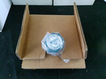 Airgas Y11-241D Gas Regulator Max Inlet 1200PSI, Guage 0-200PSI (Lot of 4)
