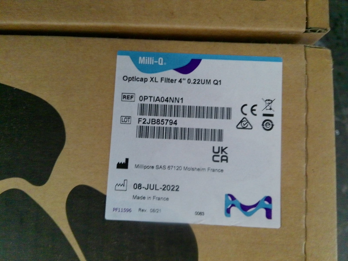 Millipore AFS 24 Water Purification System w/ Sanitation Module TankS60UV