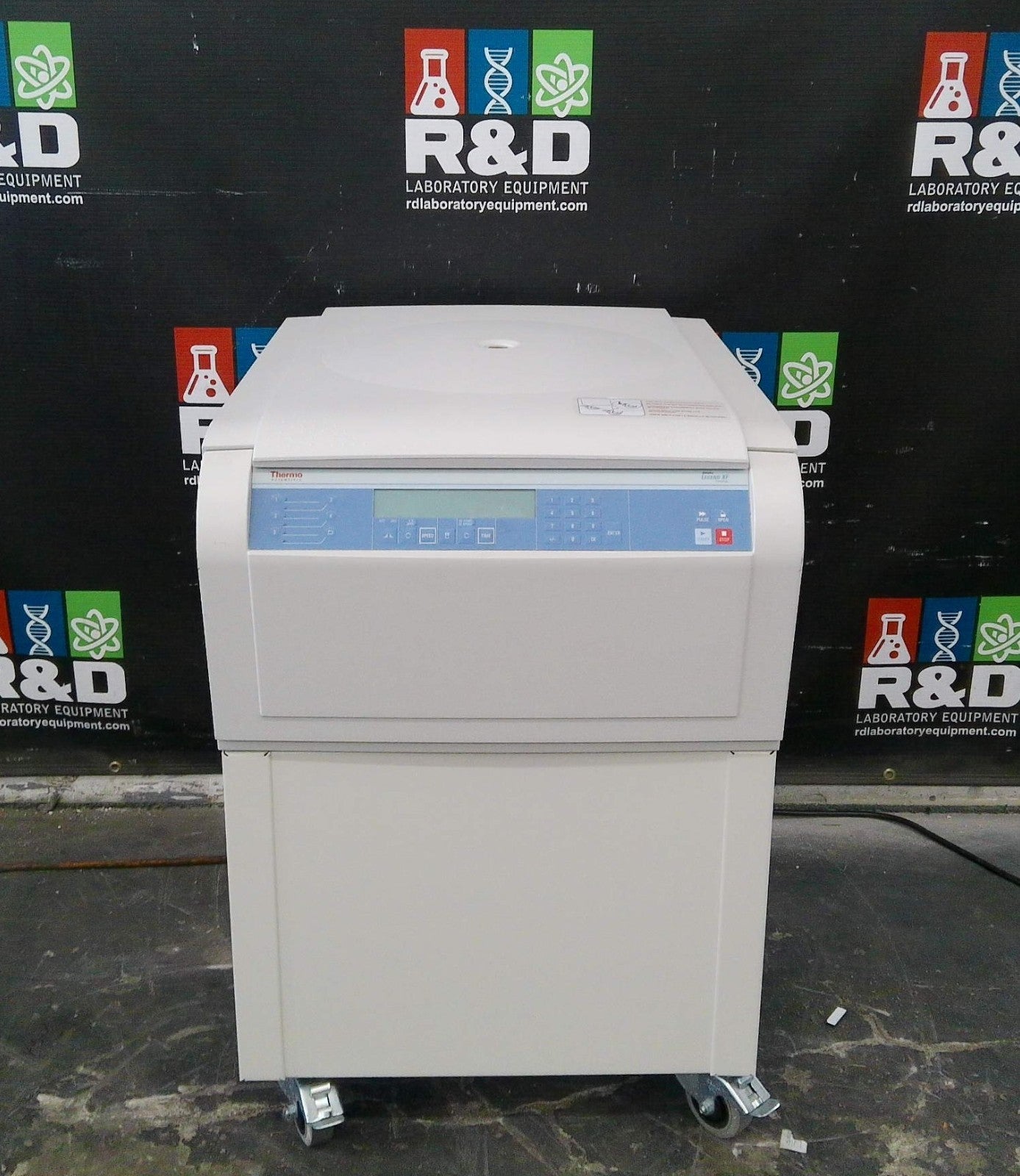 Thermo Sorvall Legend XF Floor Centrifuge w/ Rotor, Buckets, & Inserts 120v