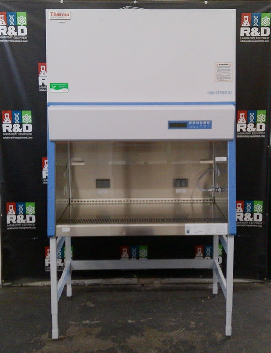 Thermo Scientific 4ft 1375  A2 Biosafety Cabinet w/UV & Stand (2020)FULLY TESTED