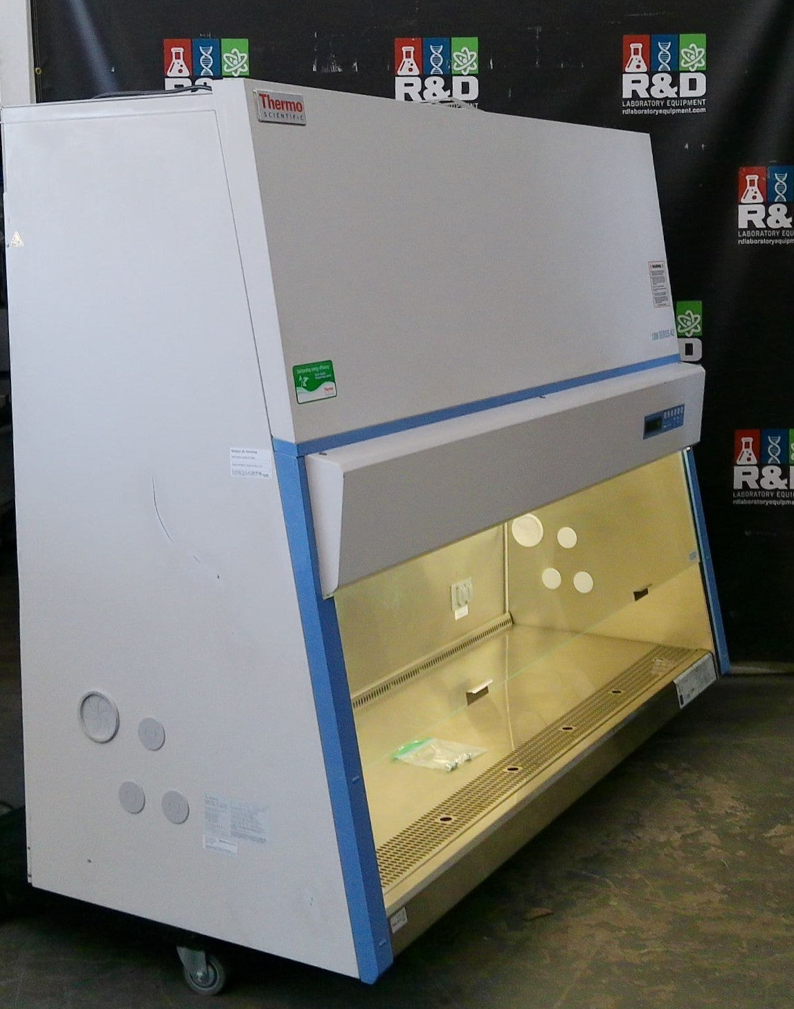 Thermo Scientific 6ft 1377 A2 Biosafety/Biological Safety Cabinet w/UV +Warranty