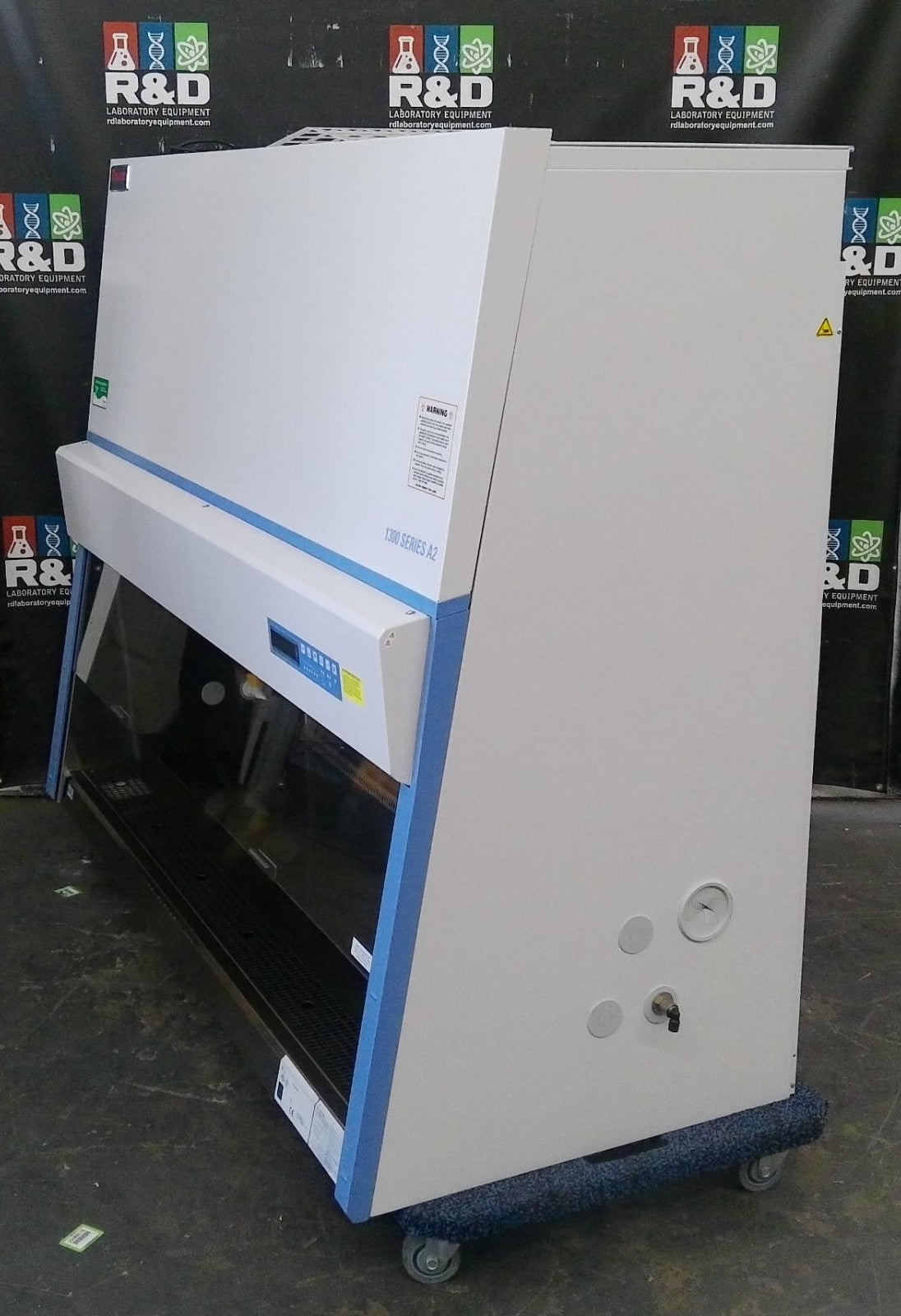Thermo Scientific 6ft 1377 A2 Biosafety/Biological Safety Cabinet w/UV +Warranty